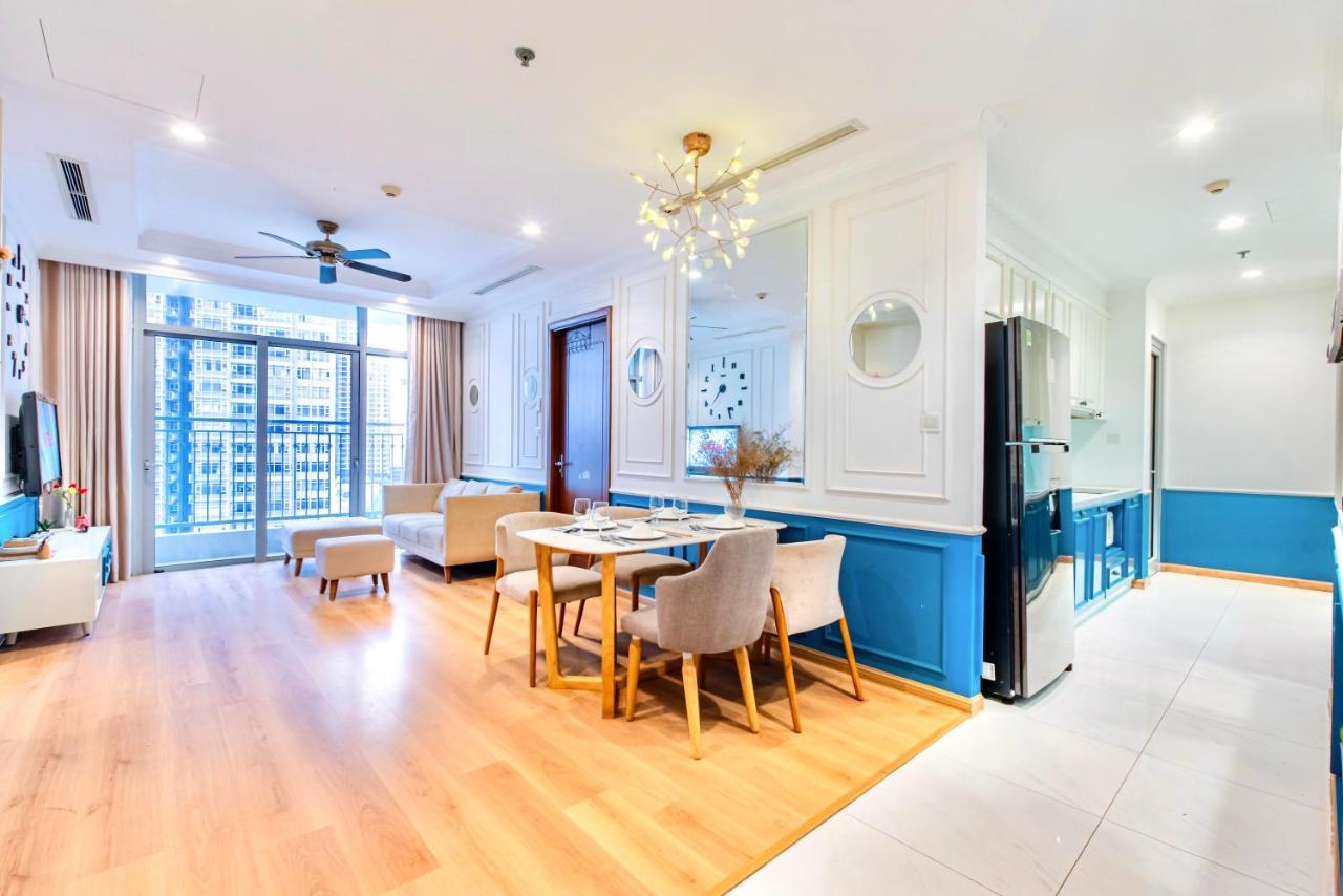 Moxy Hcmc Aparts - Vinhomes Central Park, Ice Rink 胡志明市 外观 照片
