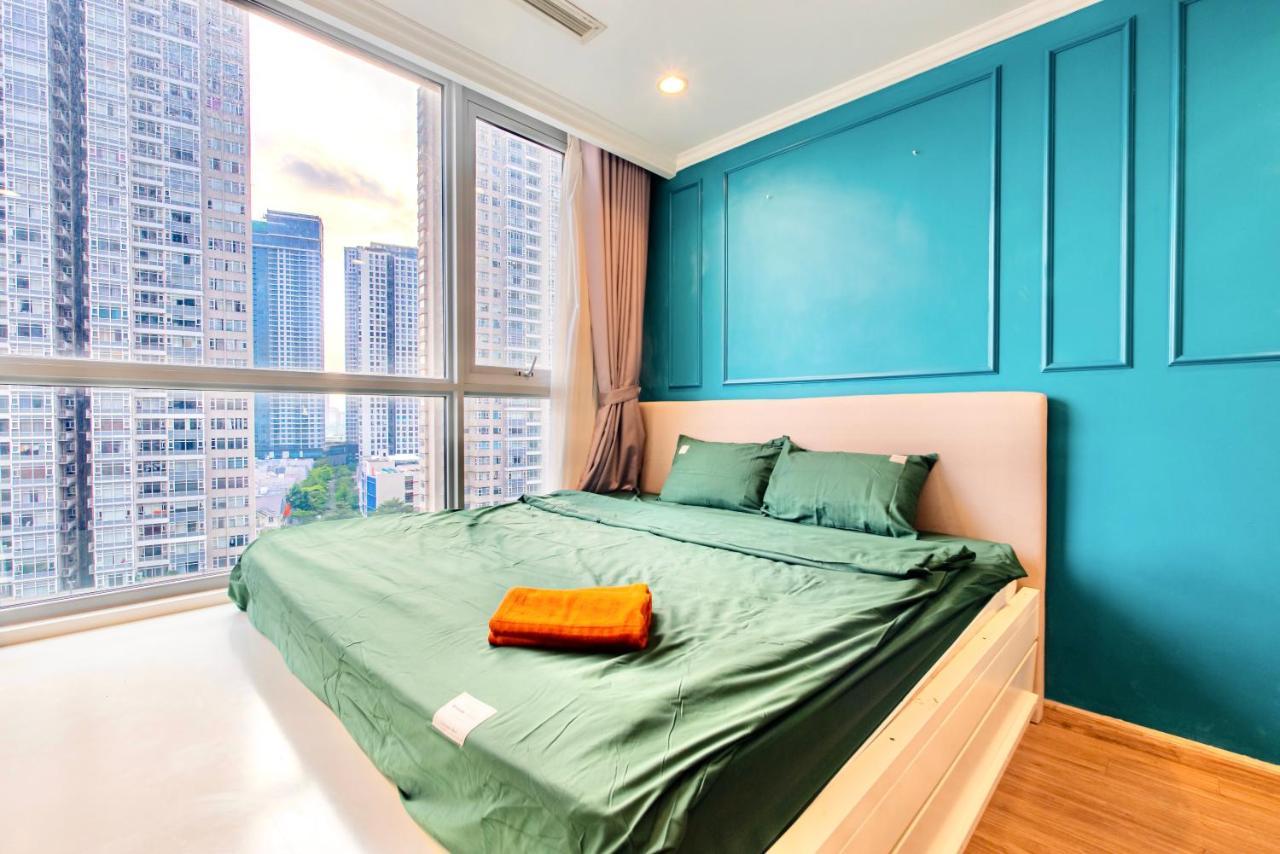 Moxy Hcmc Aparts - Vinhomes Central Park, Ice Rink 胡志明市 外观 照片