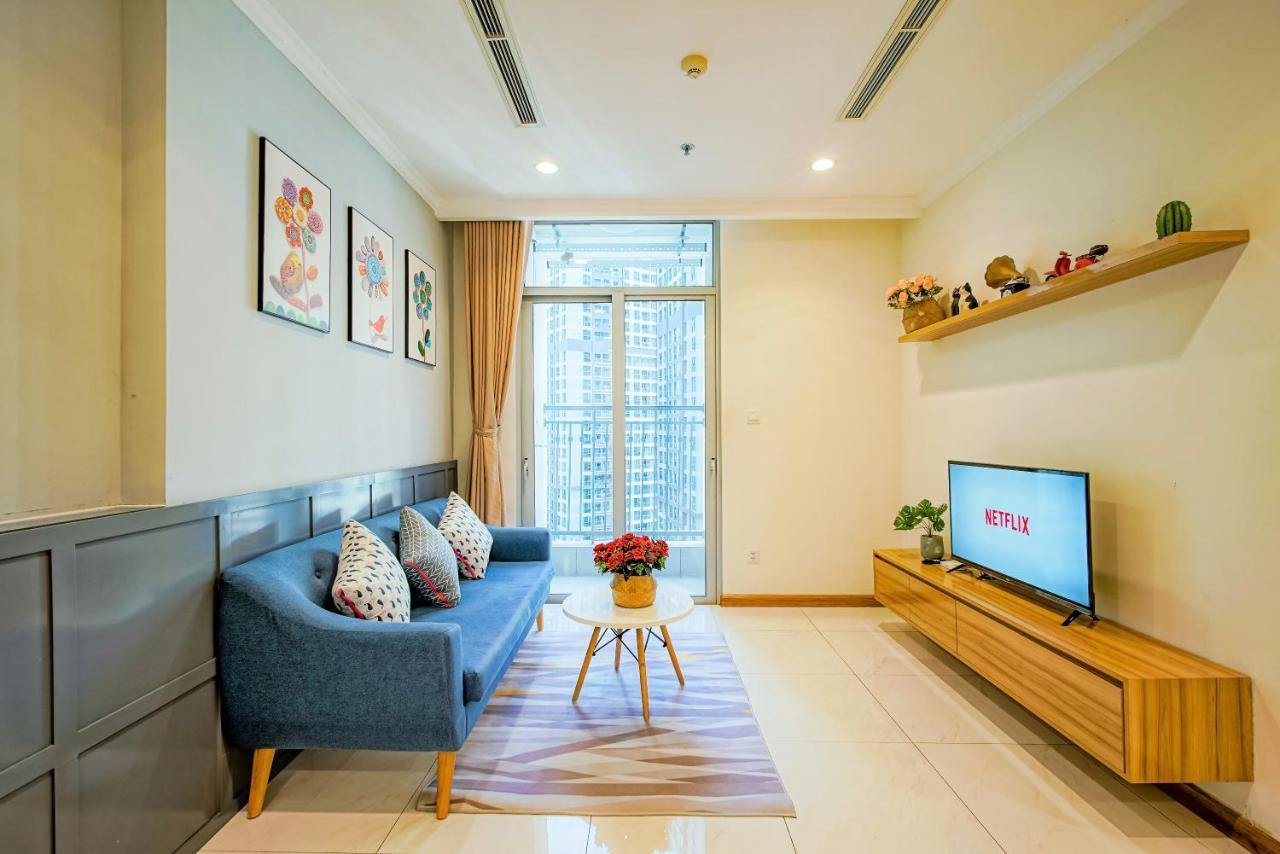 Moxy Hcmc Aparts - Vinhomes Central Park, Ice Rink 胡志明市 外观 照片
