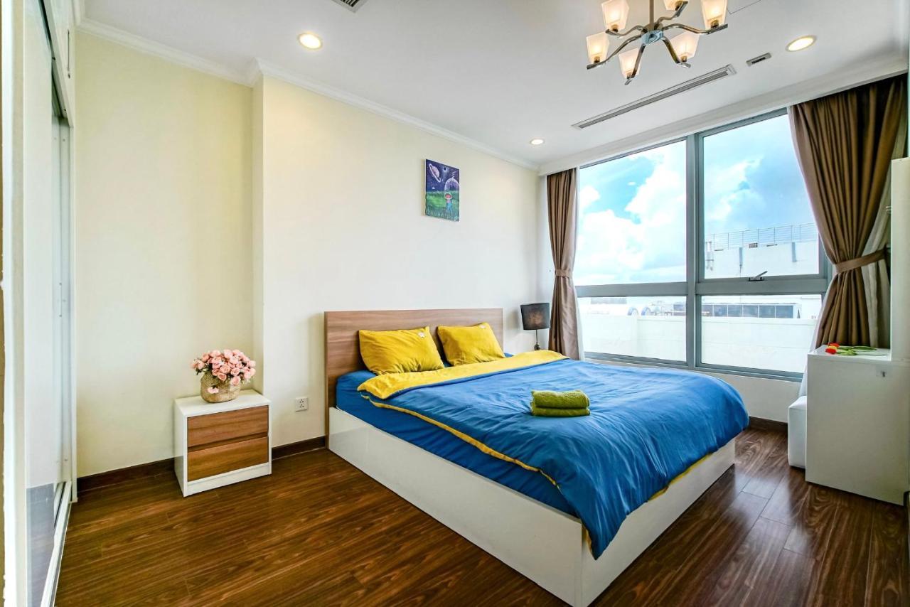 Moxy Hcmc Aparts - Vinhomes Central Park, Ice Rink 胡志明市 外观 照片