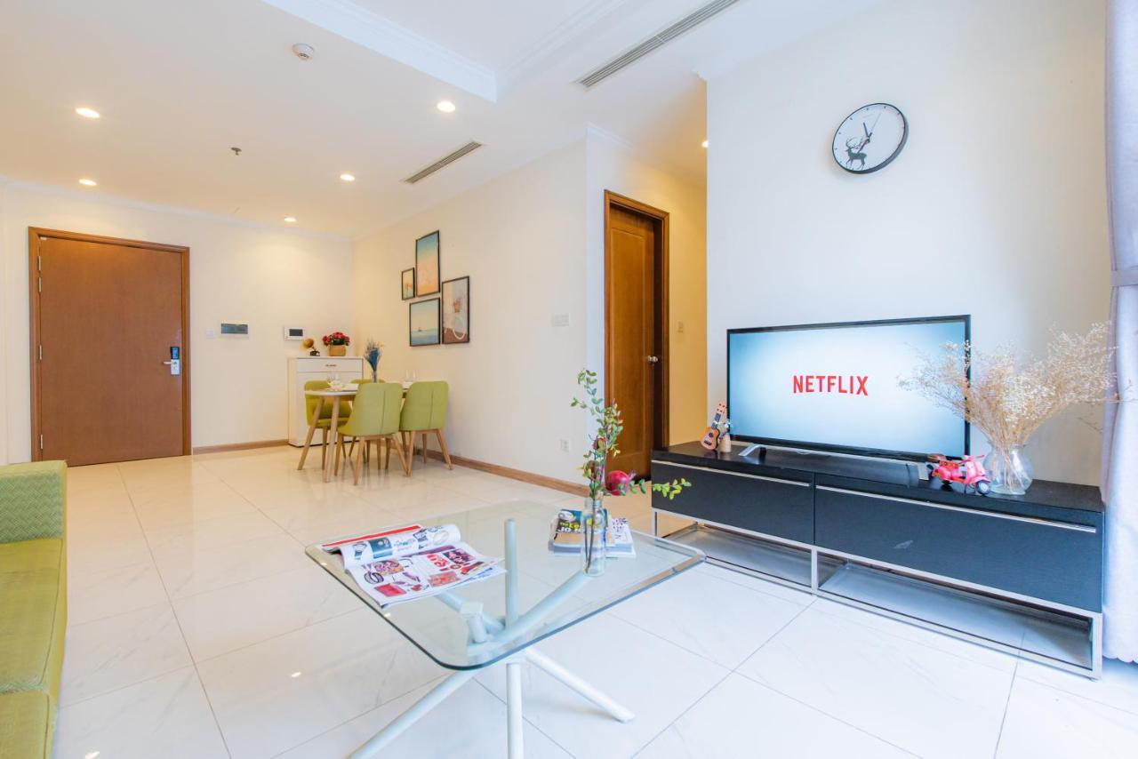 Moxy Hcmc Aparts - Vinhomes Central Park, Ice Rink 胡志明市 外观 照片